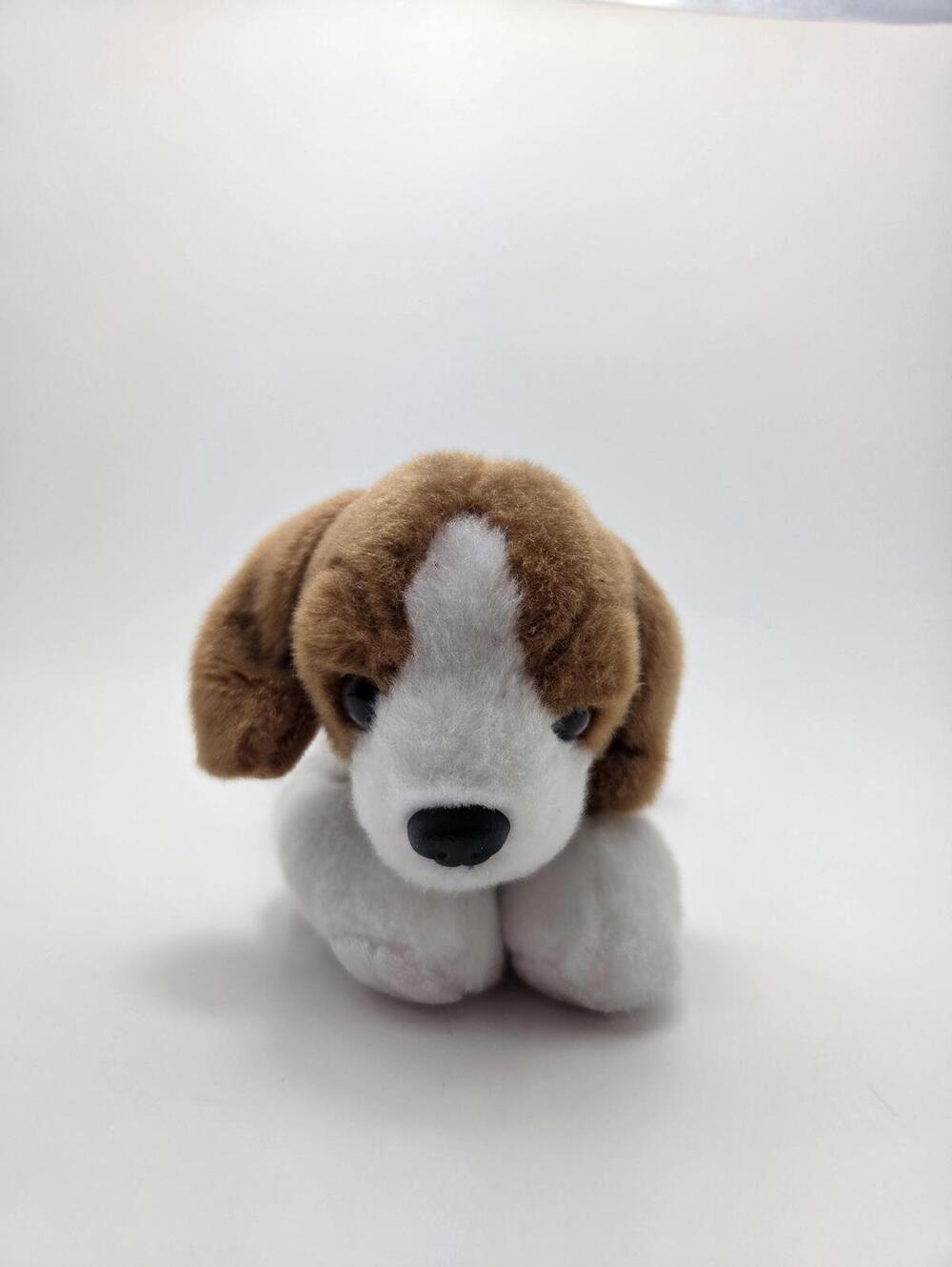 Aurora Laying Down Beagle Stuffed Animal, Vintage Plush (7 inch)